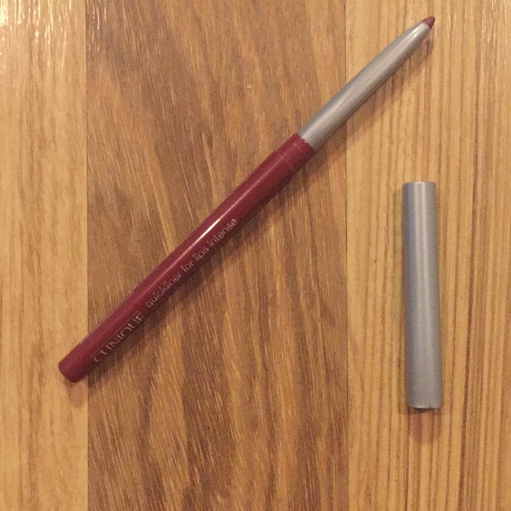 NEW Clinique quickliner for lips intense cosmo